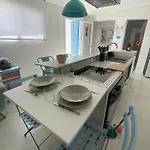 Pepe, Mis Casitas Feriehus Dénia