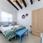 Pepe, Mis Casitas Nyaraló