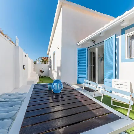Pepe, Mis Casitas
